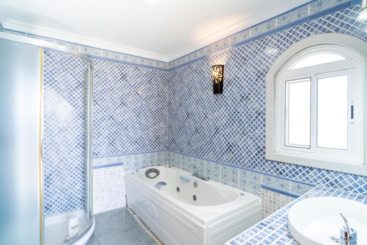 נרחה Villa Kenny Private Pool Casasol מראה חיצוני תמונה